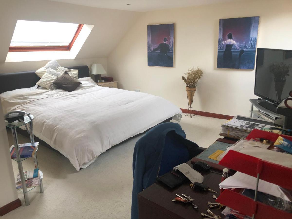 Executive Serviced Apartments 3 Forfar Esterno foto